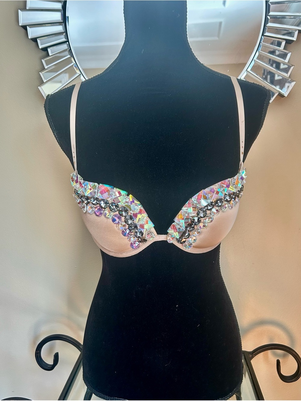 La SENZA Crystal-Embellished Push-Up Bra